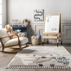 Ailsa Fox Kids Tasseled Area Rug -Chic Household Items GUEST 2d292526 db68 4624 81a9 f7dc2ae28b22