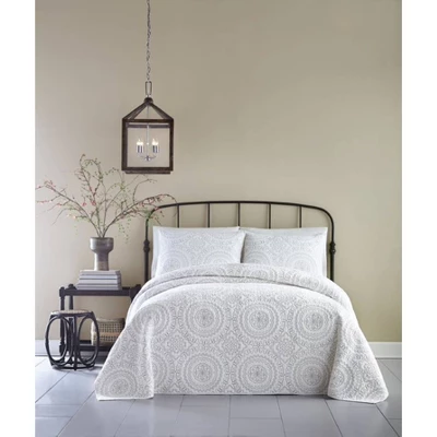 Medallion Quilt Sham Gray/White - Jessica Simpson