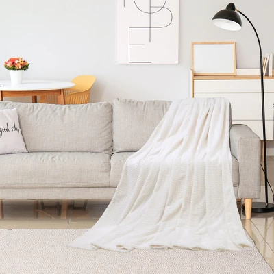 PiccoCasa New Luxury Leaves Fulls Fleece Warm Large Sofa Throw Blankets 2 PiccoCasa New Luxury Leaves Fulls Fleece Warm Large Sofa Throw Blankets - Image 2