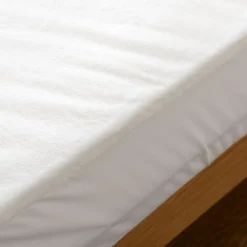 Cheer Collection Velvet Plush Waterproof Mattress Protector -Chic Household Items GUEST bf9f44f3 7aa1 4e99 9c30 b3c059ae4b31